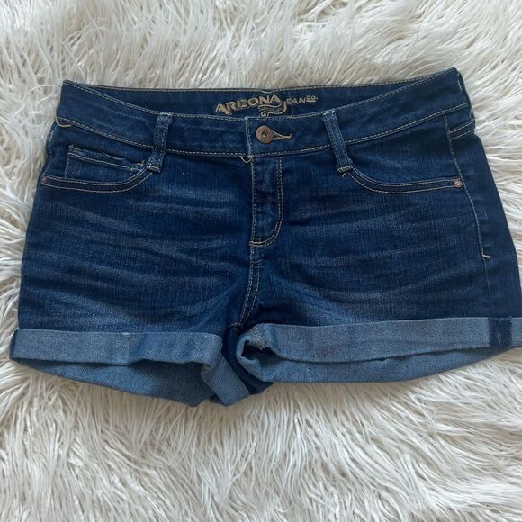 Arizona Jean shorts - Picture 1 of 3